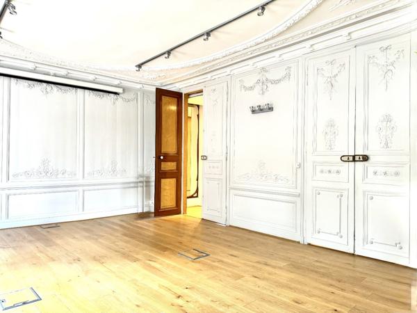 Immeuble à COMPIEGNE (60200)