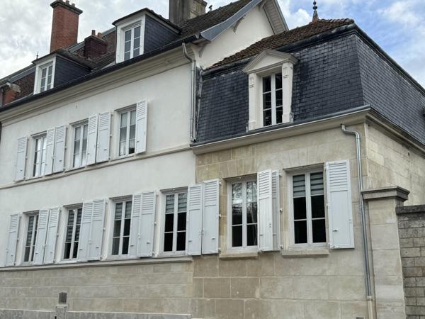 Immeuble à COMPIEGNE (60200)