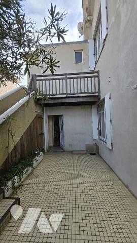 PREFAILLES CENTRE. maison 4 chambres