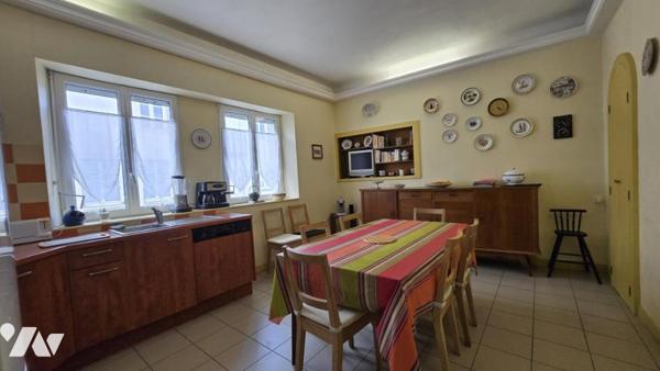 PREFAILLES CENTRE. maison 4 chambres