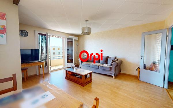 Appartement à vendre    4 pièces • 82 m2 Vaulx-en-Velin