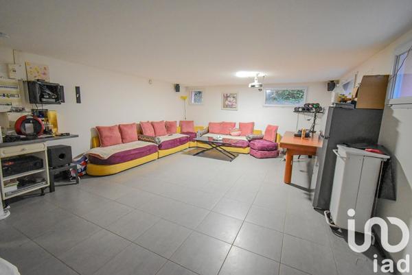 Maison 6 pièces de 195 m² à Courtry (77181)