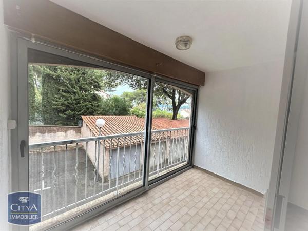 Appartement à louer 1 pièce 21.9m² La Seyne-sur-Mer (83500)