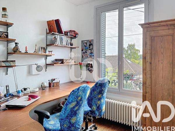 Maison à vendre 8 pièces 140 m² Saint-Leu-la-Forêt