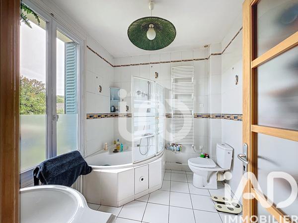 Maison à vendre 8 pièces 140 m² Saint-Leu-la-Forêt