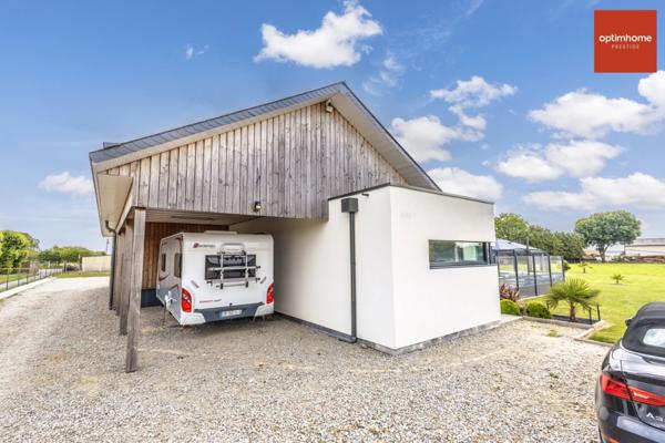 Sur près de 2 hectares, Magnifique Maison d'architecte de 180 m2 au cœur d’un joli village Normand