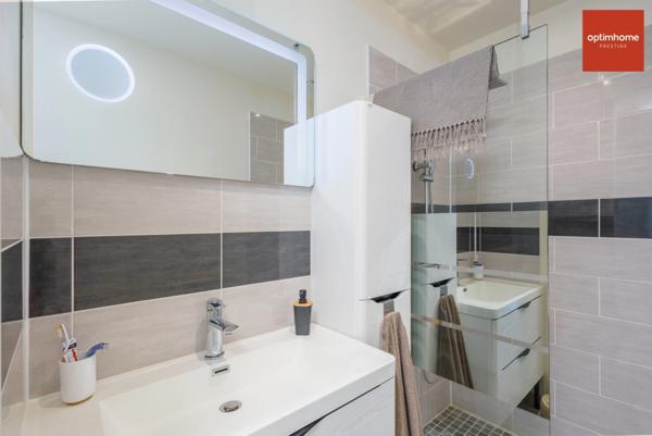 Sur près de 2 hectares, Magnifique Maison d'architecte de 180 m2 au cœur d’un joli village Normand