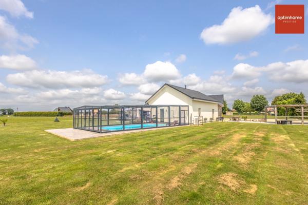 Sur près de 2 hectares, Magnifique Maison d'architecte de 180 m2 au cœur d’un joli village Normand