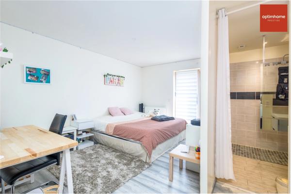 Sur près de 2 hectares, Magnifique Maison d'architecte de 180 m2 au cœur d’un joli village Normand