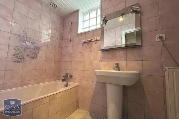 Appartement à vendre 4 pièces 111.87m² Saint-Genest-Lerpt (42530)