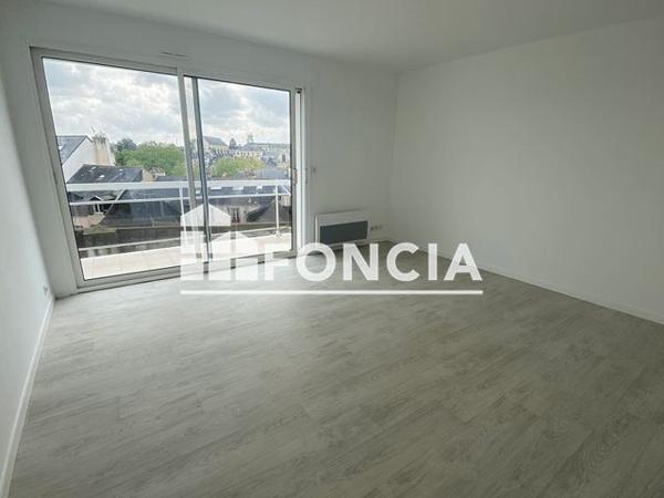 Location Appartement 2 pièces 43.8 m² - 8 BIS RUE MGR TREHIOU Vannes 56000