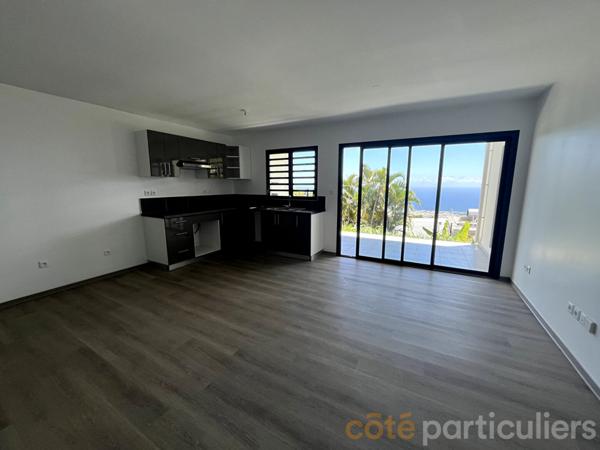 Location Appartement80 m² - 4 Pièces - SAINT DENIS (97400)