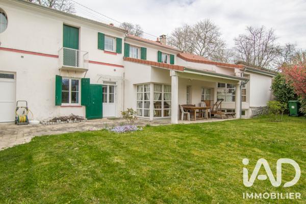 Maison à vendre 10 pièces 175 m² L'Haÿ-les-Roses