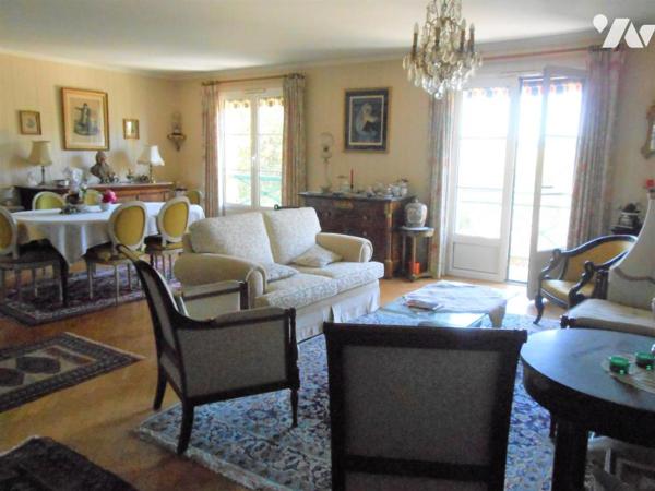 Appartement de 113 m² en hyper centre de RAMBOUILLET