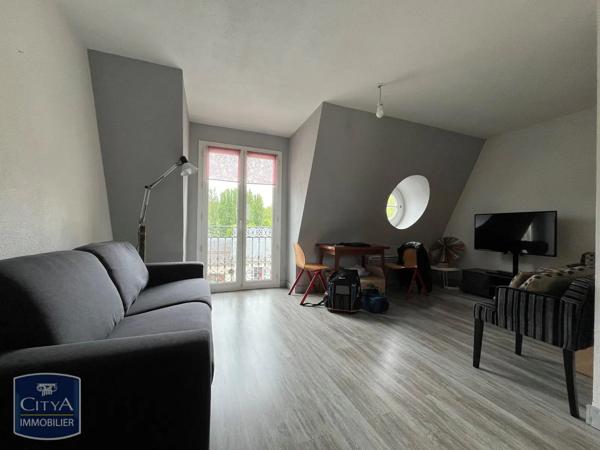 Appartement à louer 3 pièces 47.66m² Poitiers (86000)