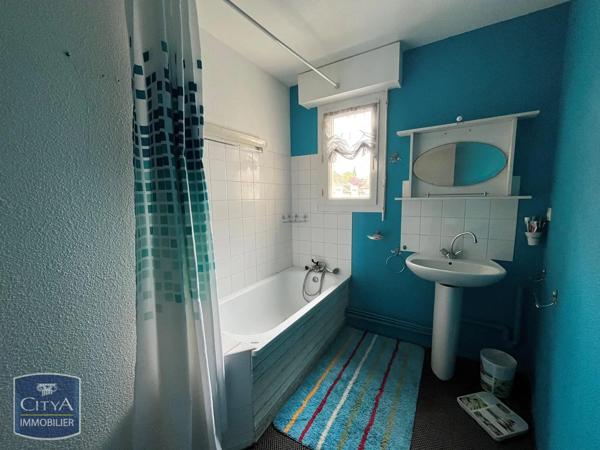 Appartement à louer 3 pièces 47.66m² Poitiers (86000)
