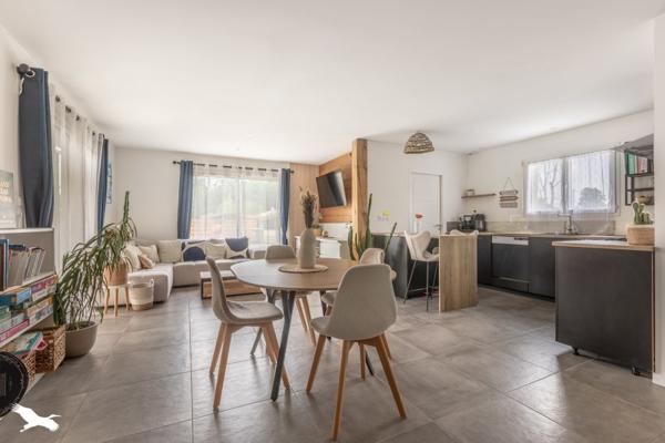 Maison à vendre |  Salles |  4 pièces | 90 m²