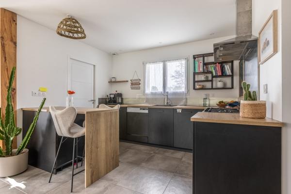 Maison à vendre |  Salles |  4 pièces | 90 m²