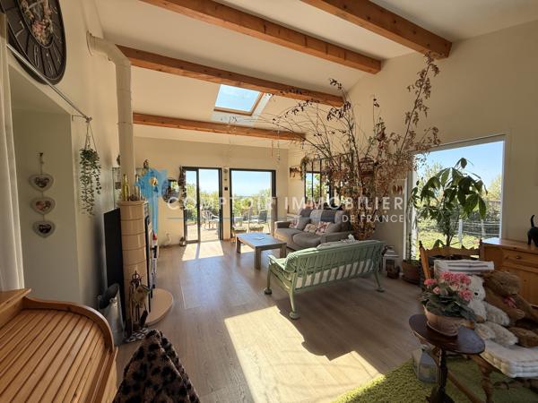 Villa 6 pièce(s) 4 chambre(s) 159 m²