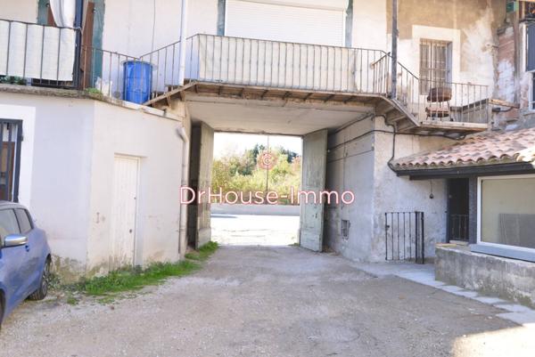 Parking / Box à vendre de 81 m²