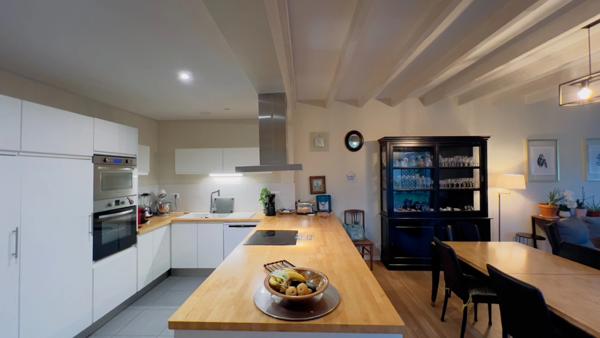 Département du Finistère (29) - Quimper - Quartier du Braden – Maison de type 7 de 176 m² habitables - Double garage - Terrain de 260 m².