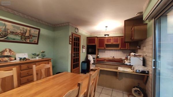 Maison individuelle à vendre à Saint-Barthélemy dans le Morbihan (56150), ref : 065/1819   
bourg