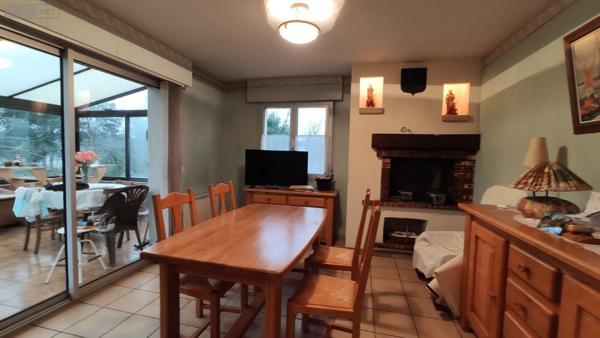 Maison individuelle à vendre à Saint-Barthélemy dans le Morbihan (56150), ref : 065/1819   
bourg