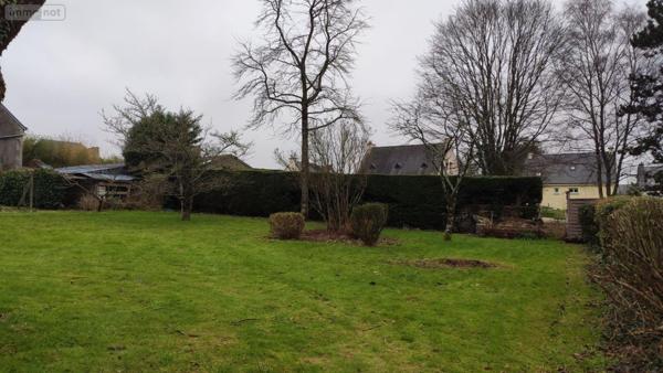 Maison individuelle à vendre à Saint-Barthélemy dans le Morbihan (56150), ref : 065/1819   
bourg