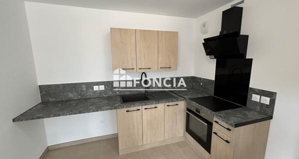 Location Appartement 2 pièces 45.1 m² - Coudoux 13111