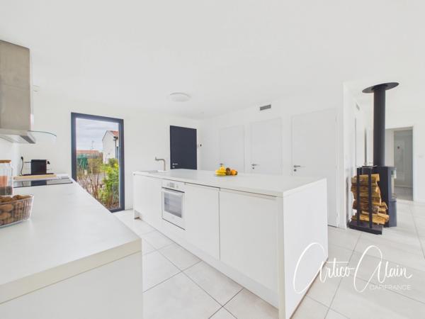 Maison à vendre 5 pièces VILLEFRANCHE DE LAURAGAIS (31)