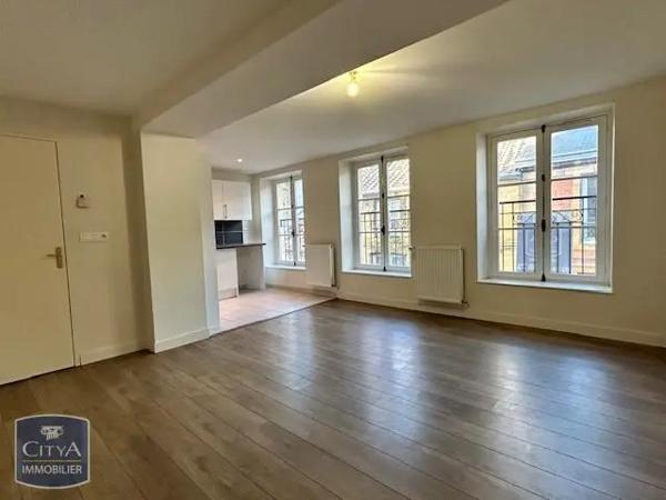 Appartement à louer 2 pièces 48.54m² Sedan (08200)