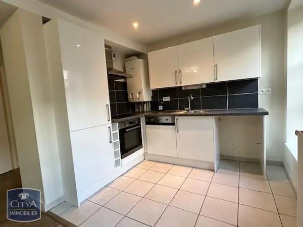 Appartement à louer 2 pièces 48.54m² Sedan (08200)