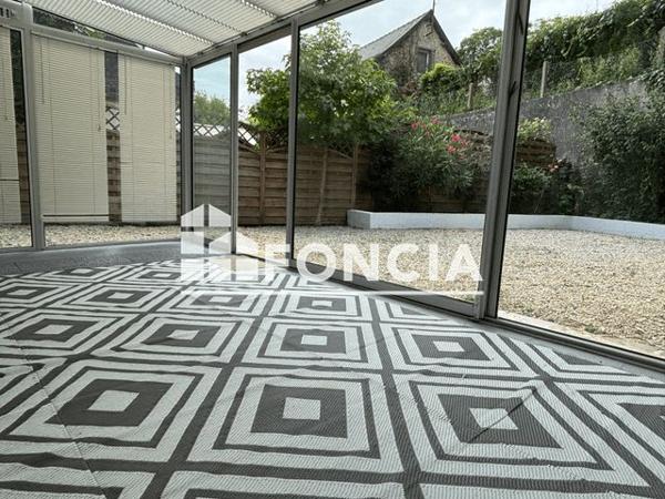 À vendre Maison 5 pièces 94.05 m² - Laval 53000