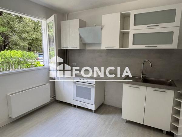 À vendre Maison 5 pièces 94.05 m² - Laval 53000