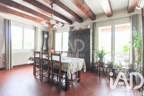 Maison à vendre 6 pièces 275 m² Saint-Affrique