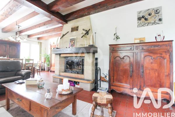 Maison à vendre 6 pièces 275 m² Saint-Affrique