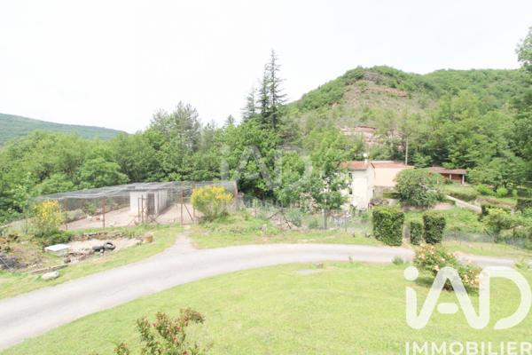 Maison à vendre 6 pièces 275 m² Saint-Affrique