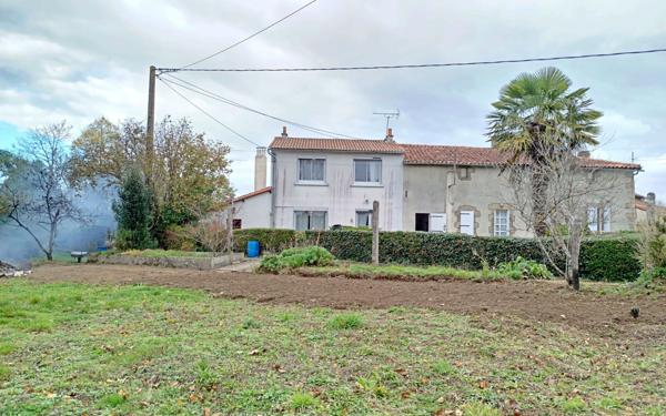 Maison à vendre    8 pièces •  Cholet