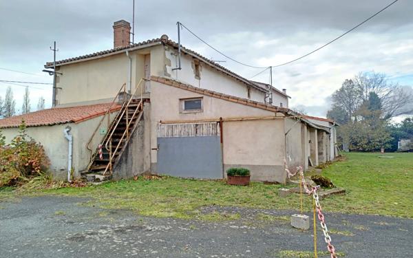 Maison à vendre    8 pièces •  Cholet