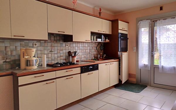 Maison à vendre    8 pièces •  Cholet