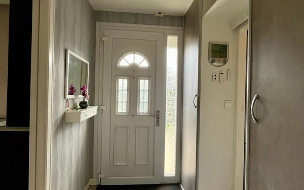 Maison à vendre    5 pièces •  Couzeix