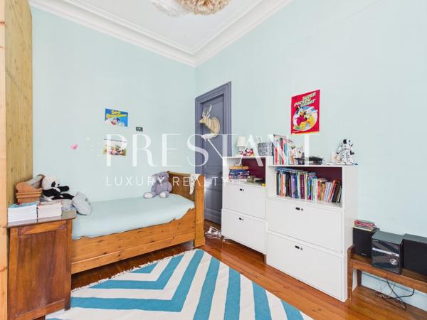 BORDEAUX PEY-BERLAND / SAINT-PAUL – Usage Mixte et Potentiel de Division – 3 chambres – 202m2, BORDEAUX