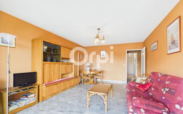 Appartement à vendre    3 pièces • 66,64 m2 Mandelieu-la-Napoule