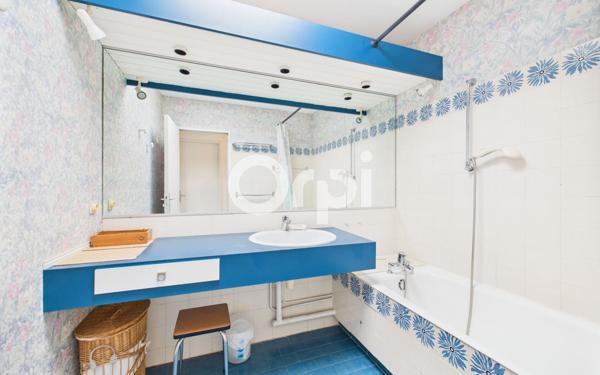 Appartement à vendre    3 pièces • 66,64 m2 Mandelieu-la-Napoule