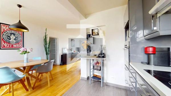 Vente                                                      Appartement
                        
                     4 pièces                      74 m2                     à Marly-le-Roi