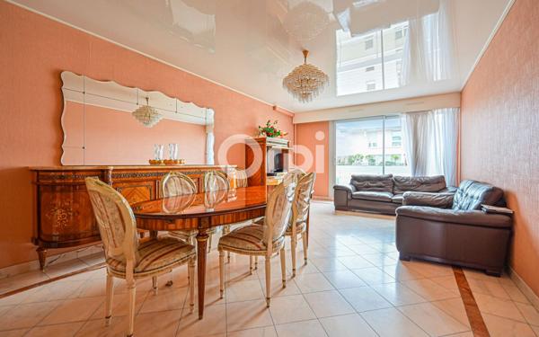 Appartement à vendre    4 pièces • 105 m2 Paris 11