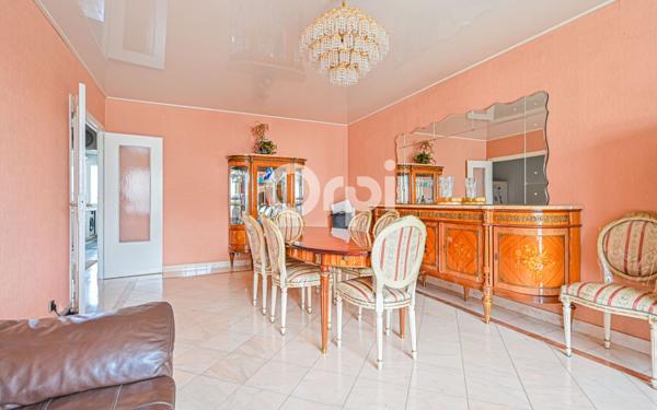 Appartement à vendre    4 pièces • 105 m2 Paris 11