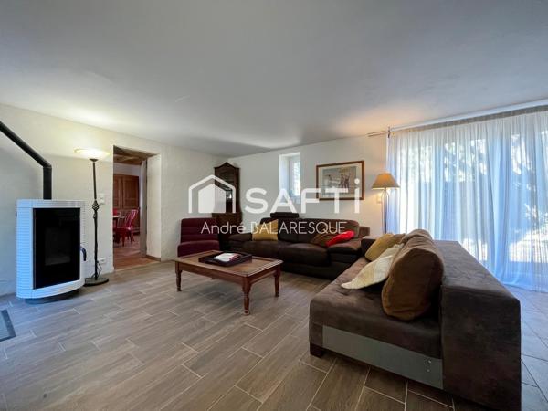 À vendre : Ensemble immobilier au charme ancien – Idéal pour gîtes et chambres d’hôtes