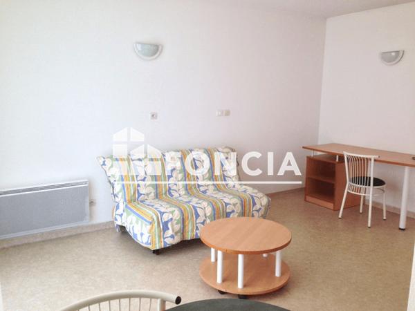 Location Studio meublé 21.33 m² - 4 RUE DE LA SOLE La Rochelle 17000