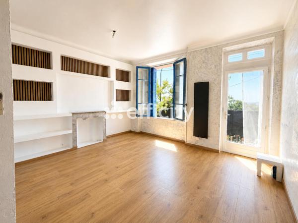 Maison
         3 pièces
        - 51 m² 335 000 € *